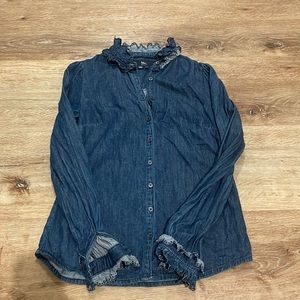 Women’s Boden Denim ruffled button down size US 4. So cute!!